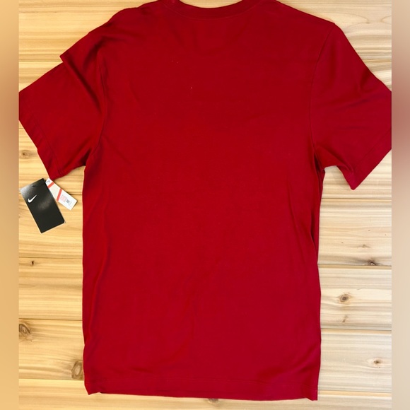 NWT ARKANSAS RAZORBACKS NIKE ATHLETIC CUT TEE CARDINAL RED SIZE SMALL NEW - Picture 8 of 8